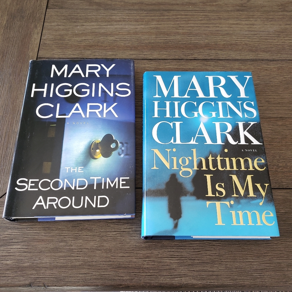 Set Of 5 Marry Higgins Clark books